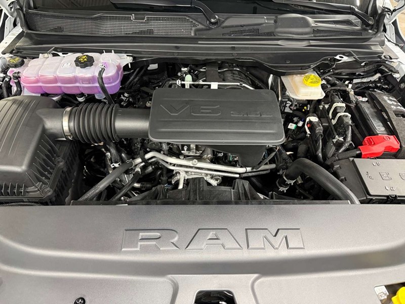 2026 RAM 1500 Big Horn Night Edition 4x4 Crew Cab 5'7" Box