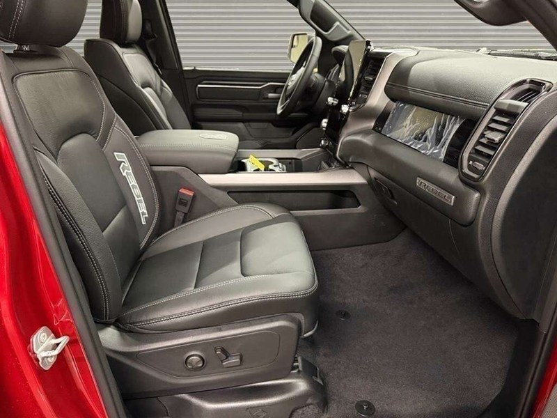 2026 RAM 1500 Rebel 4x4 Crew Cab 5'7" Box