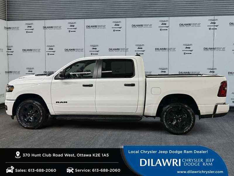 2026 RAM 1500 Black Express 4x4 Crew Cab 5'7" Box