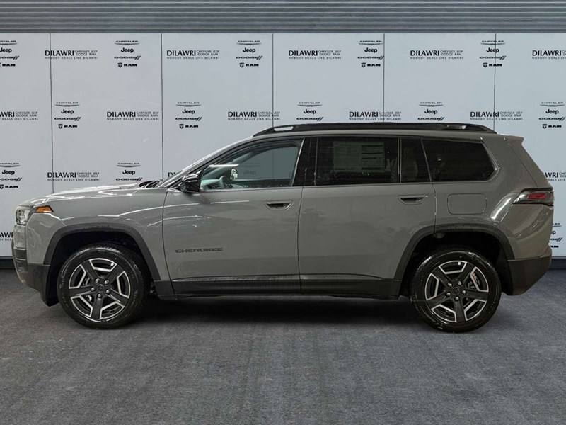2026 Jeep Cherokee Laredo 4x4 Hybrid