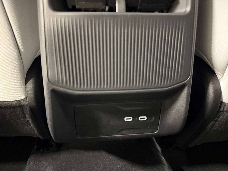 2026 Jeep Cherokee Laredo 4x4 Hybrid
