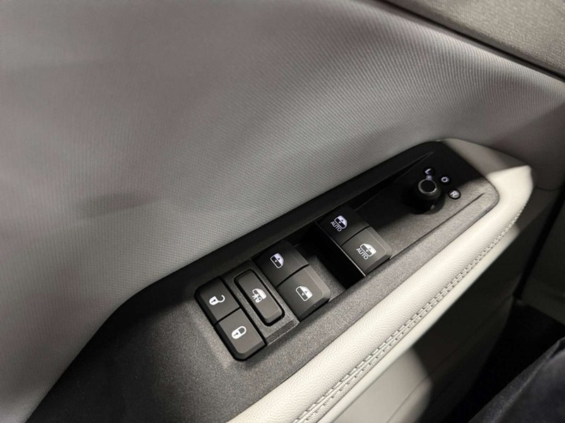 2026 Jeep Cherokee Laredo 4x4 Hybrid