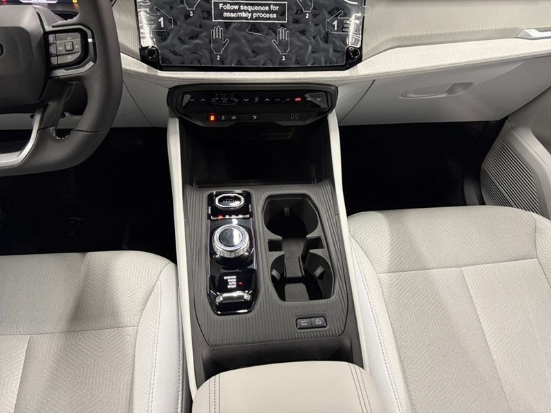 2026 Jeep Cherokee Laredo 4x4 Hybrid