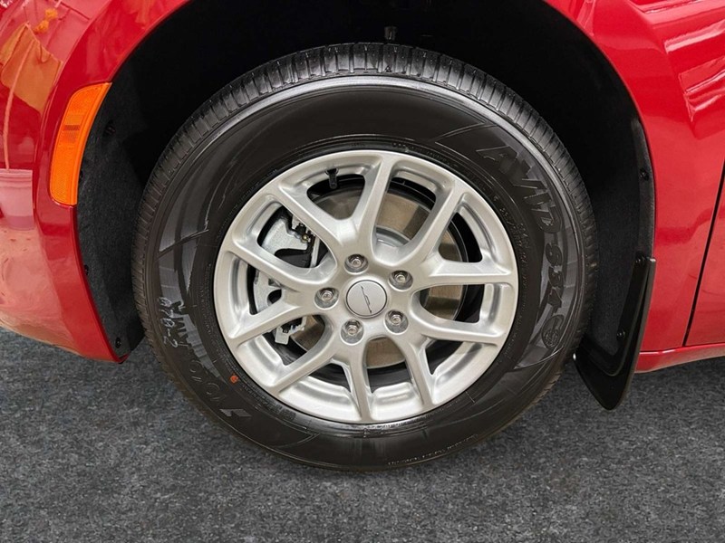 2027 Chrysler Grand Caravan SXT