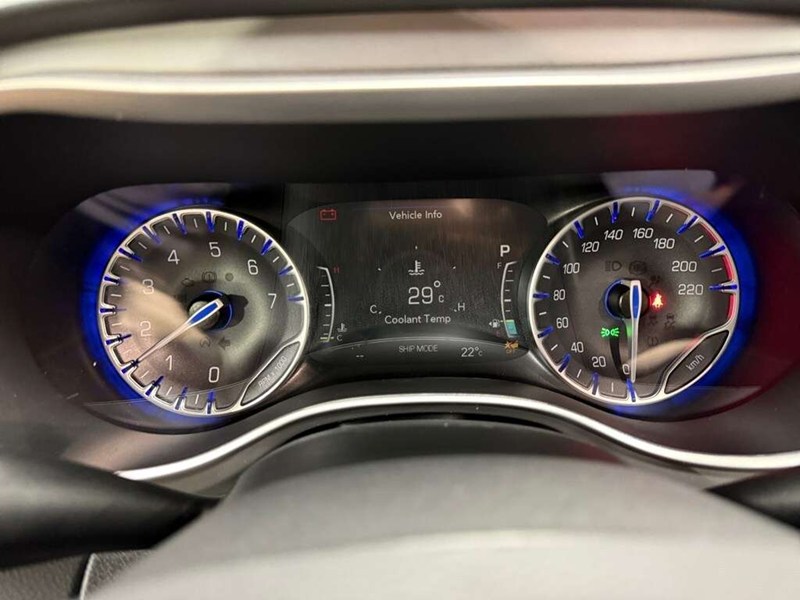 2027 Chrysler Grand Caravan SXT 2WD