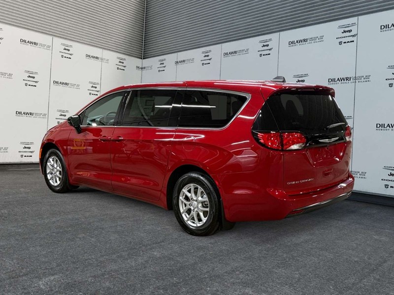 2027 Chrysler Grand Caravan SXT