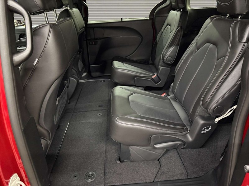 2027 Chrysler Grand Caravan SXT