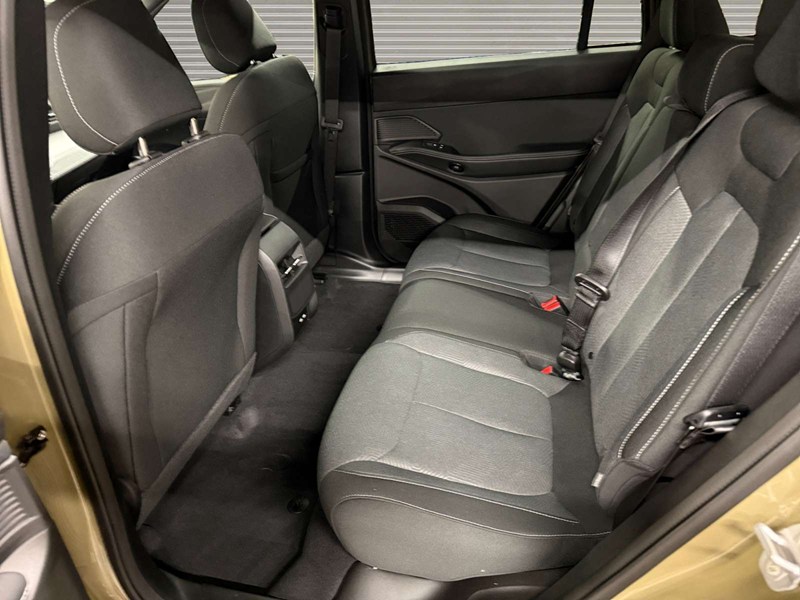2026 Jeep Cherokee Laredo 4x4 Hybrid