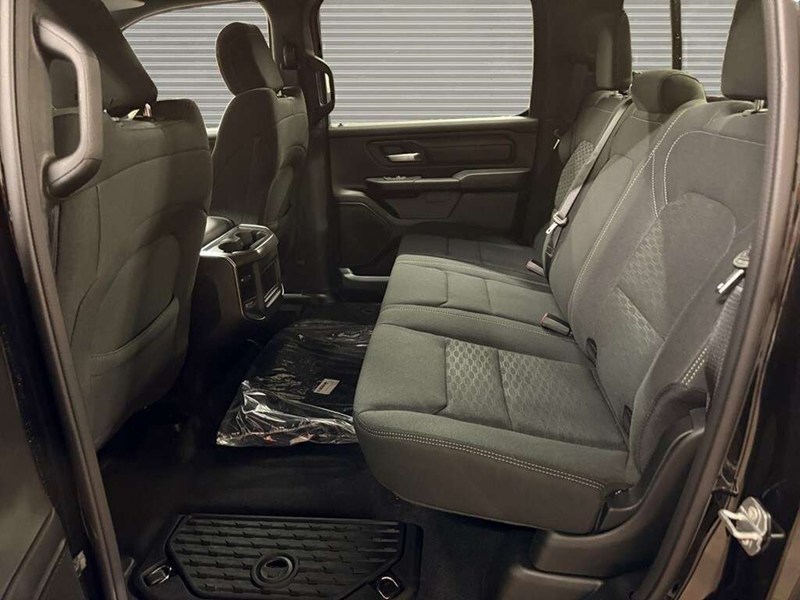 2026 RAM 1500 Black Express Edition 4x4 Crew Cab 5'7" Box