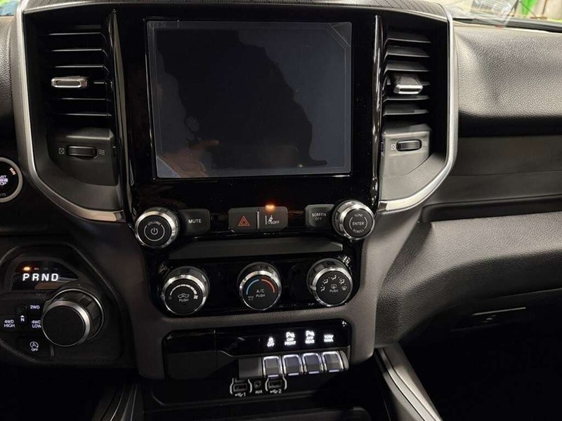 2026 RAM 1500 Black Express Edition 4x4 Crew Cab 5'7" Box