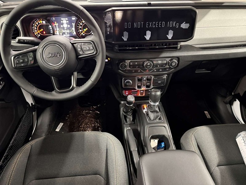 2026 Jeep Gladiator Willys 4x4 V6