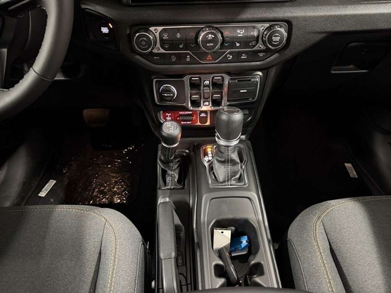2026 Jeep Gladiator Willys 4x4 V6