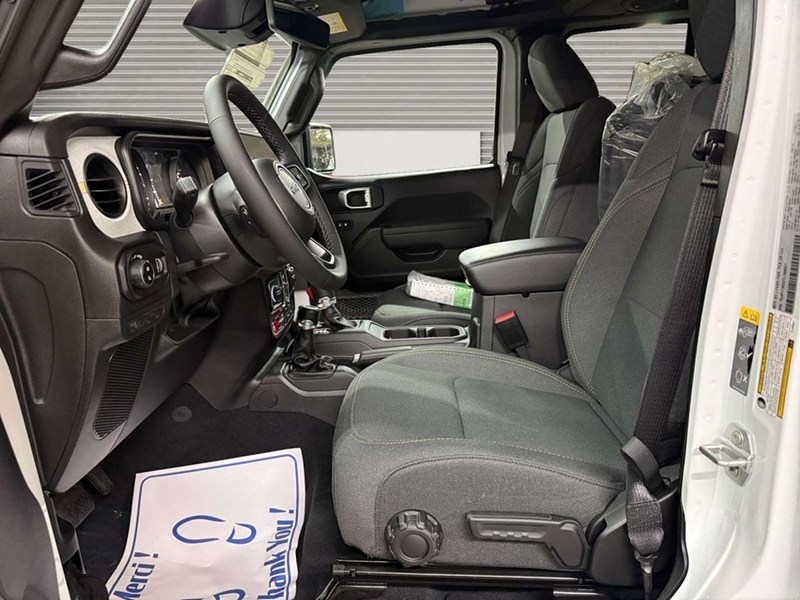 2026 Jeep Gladiator Willys 4x4 V6