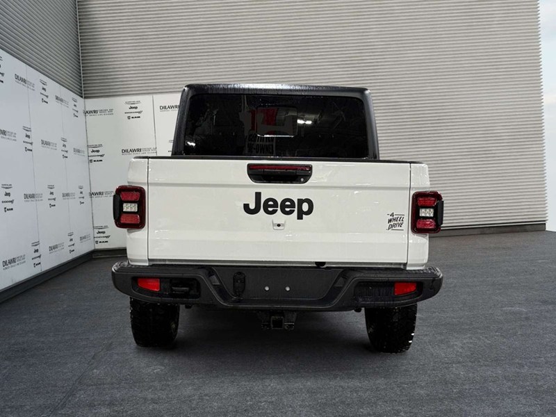 2026 Jeep Gladiator Willys 4x4 V6