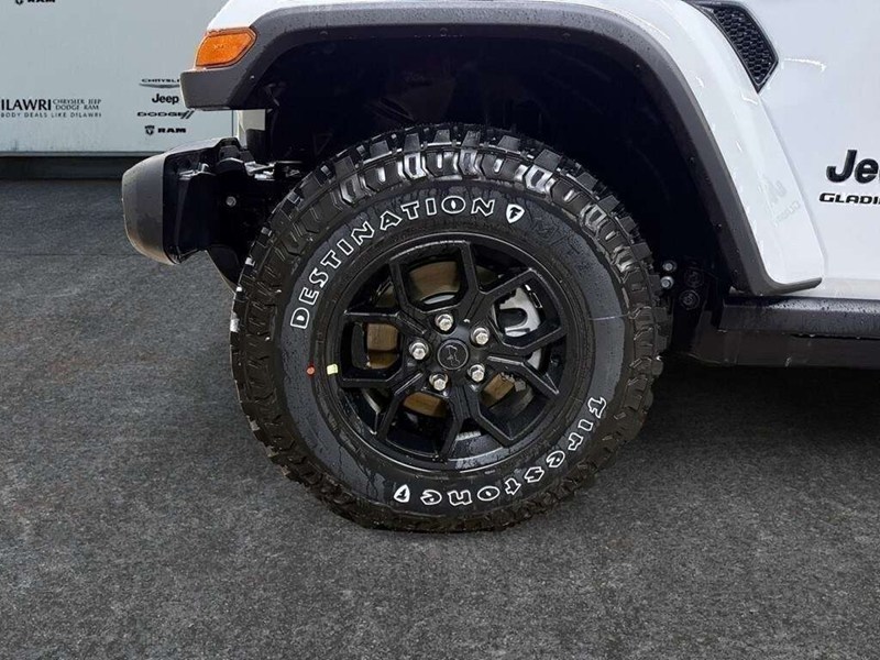 2026 Jeep Gladiator Willys 4x4 V6