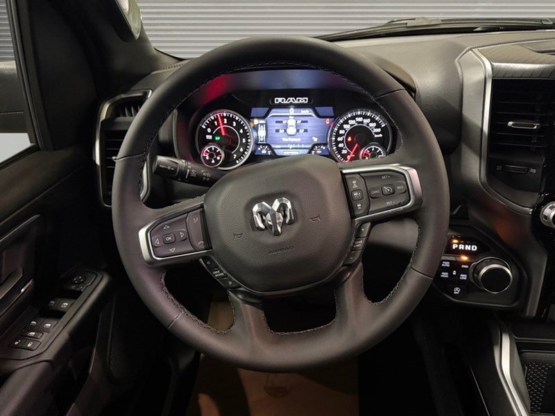 2025 RAM 1500 Big Horn 4x4 Crew Cab 5'7" Box