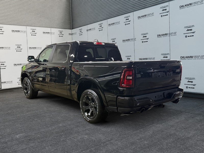 2025 RAM 1500 Big Horn 4x4 Crew Cab 5'7" Box