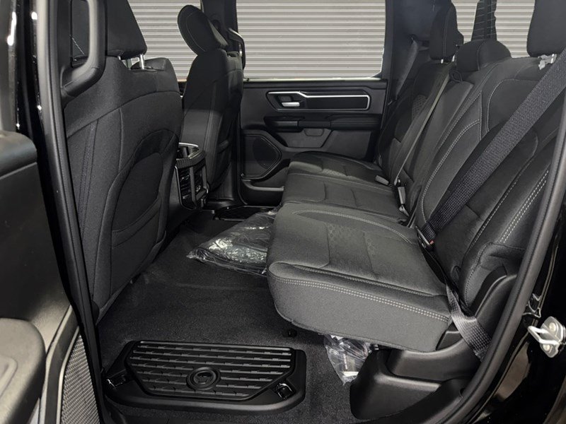 2025 RAM 1500 Big Horn 4x4 Crew Cab 5'7" Box