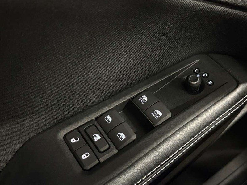 2026 Jeep Cherokee Laredo 4x4 Hybrid