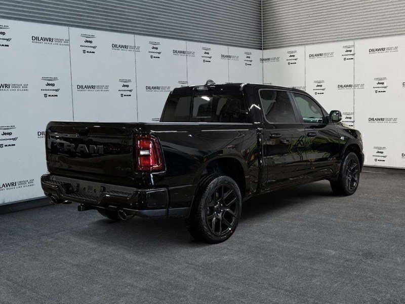 2026 RAM 1500 Sport 4x4 Crew Cab V8 HEMI 5'7" Box