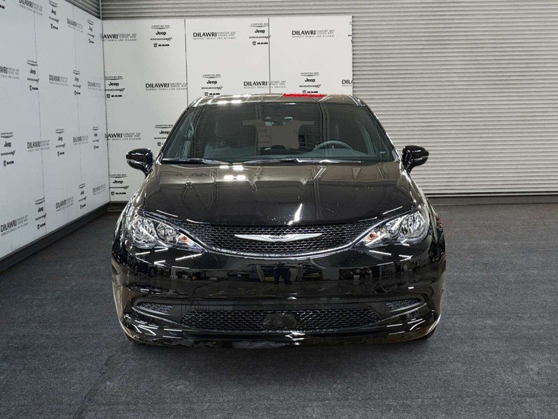 2027 Chrysler Grand Caravan SXT