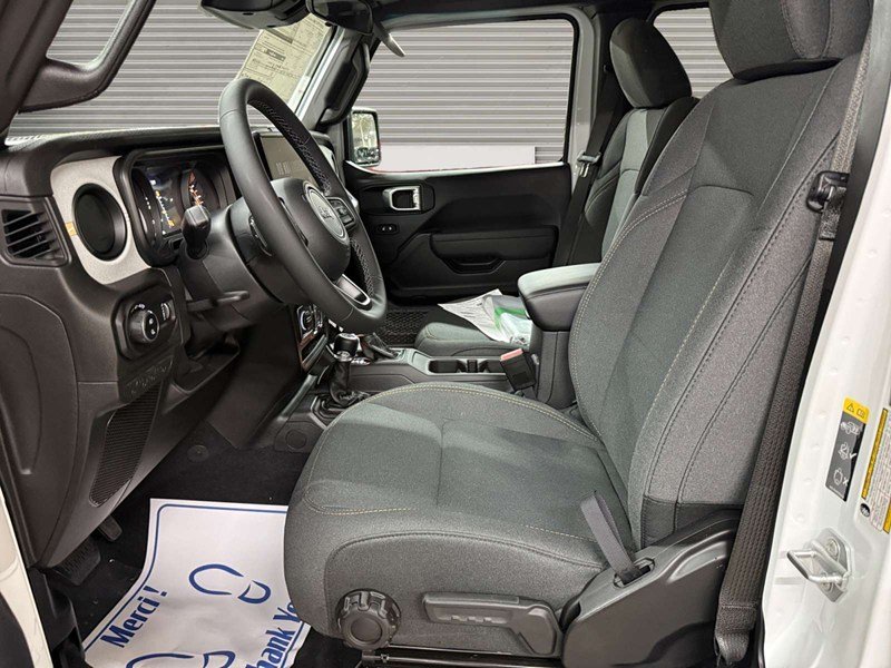 2026 Jeep Gladiator Sport S 4x4 V6