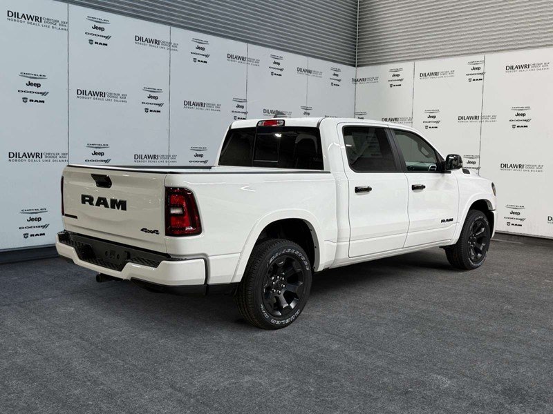 2026 RAM 1500 Big Horn Night Edition 4x4 Crew Cab 5'7" Box