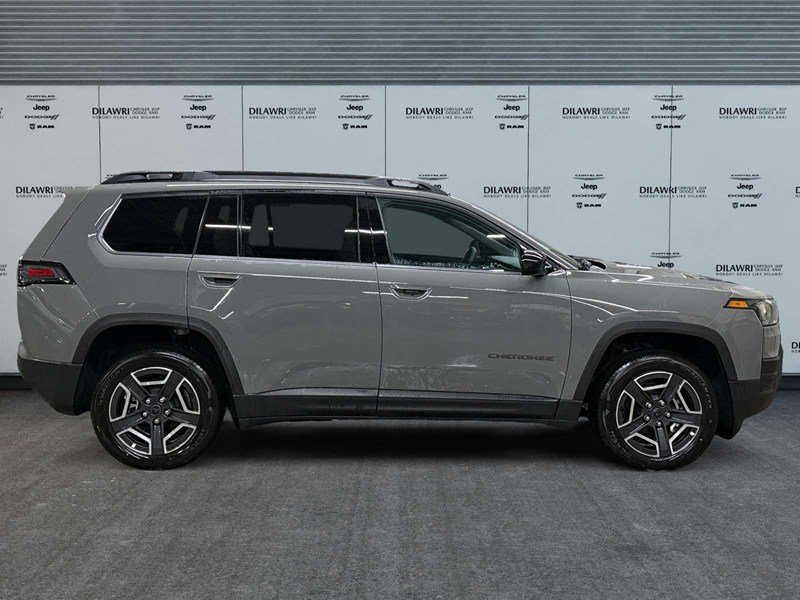 2026 Jeep Cherokee Laredo 4x4 Hybrid