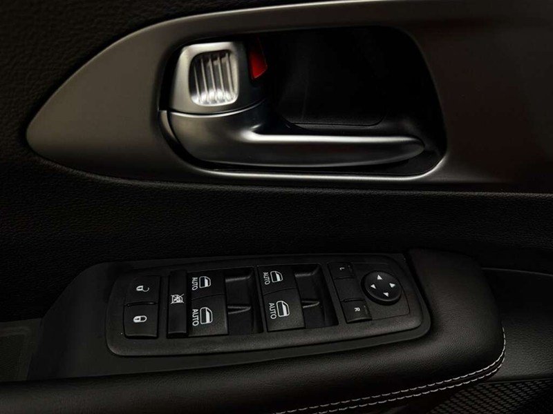 2027 Chrysler Grand Caravan SXT 2WD