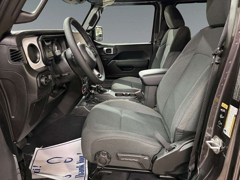 2026 Jeep Wrangler Willys 4 Door 4x4 V6