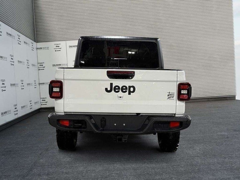 2026 Jeep Gladiator Willys 4x4 V6