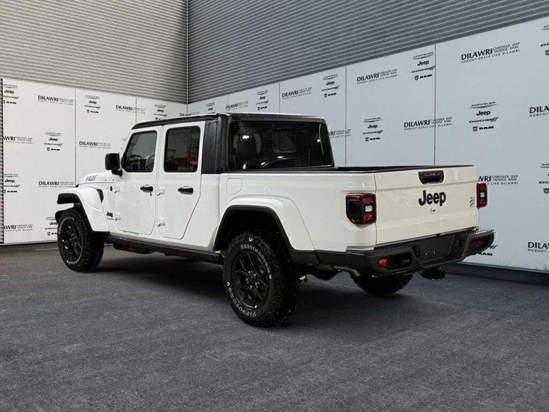 2026 Jeep Gladiator Willys 4x4 V6