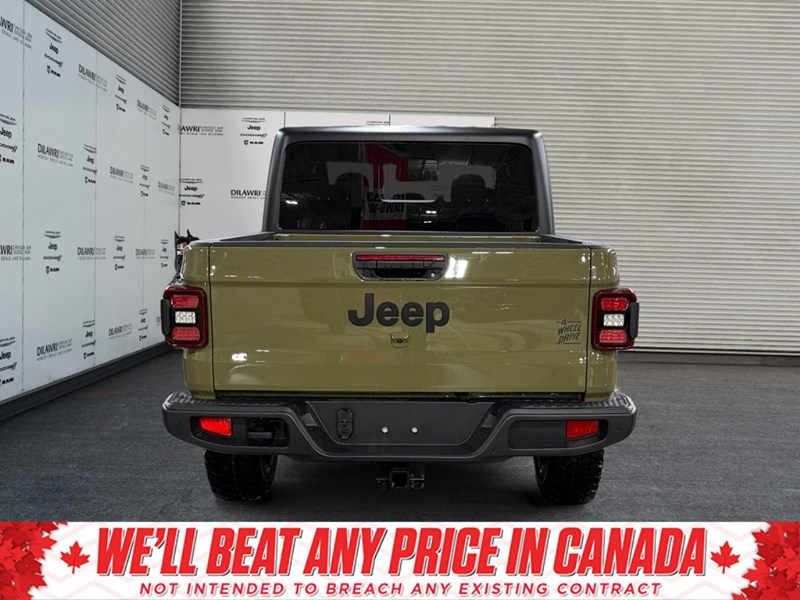 2026 Jeep Gladiator Willys 4x4