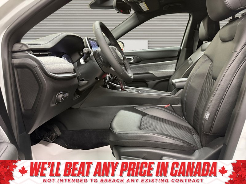 2025 Jeep Compass North 4x4