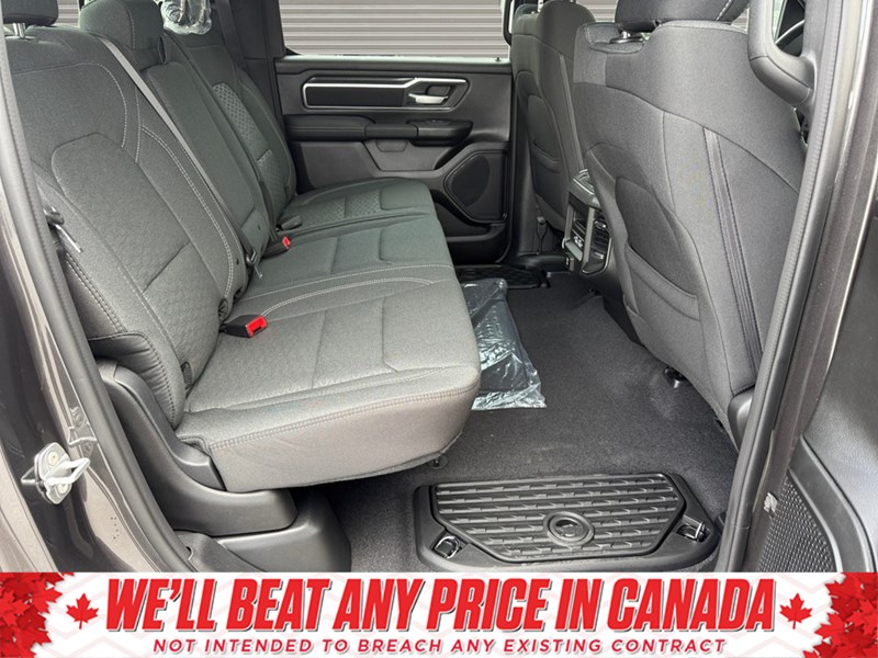 2025 RAM 1500 Big Horn 4x4 Crew Cab 5'7" Box