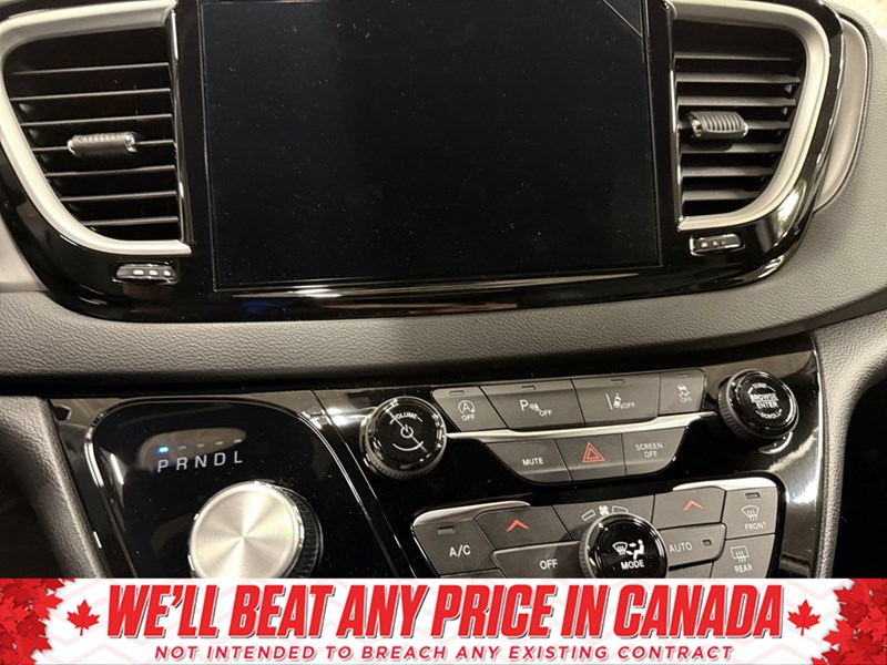 2027 Chrysler Grand Caravan SXT