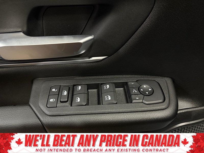 2025 RAM 1500 Big Horn 4x4 Crew Cab 5'7" Box