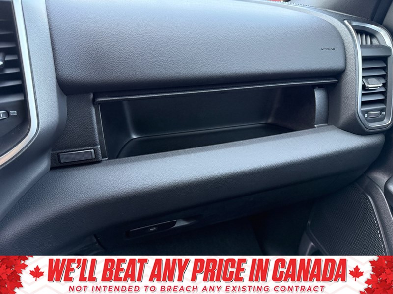 2025 RAM 1500 Big Horn 4x4 Crew Cab 5'7" Box