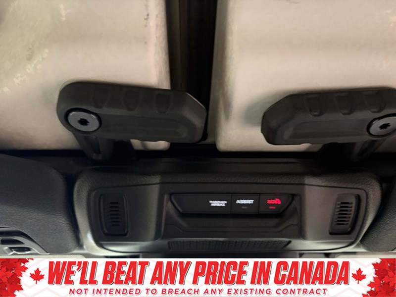 2025 Jeep Wrangler Willys 2 Door 4x4