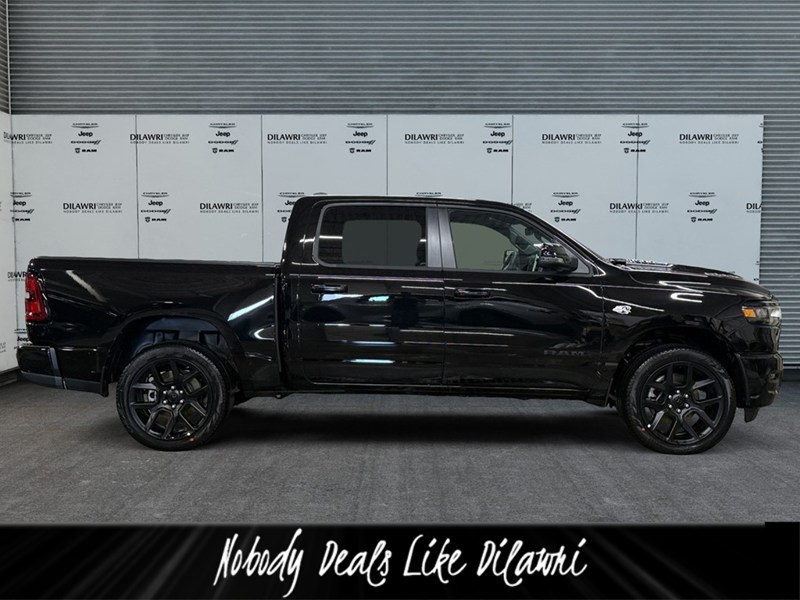 2026 RAM 1500 Sport 4x4 Crew Cab V8 HEMI 5'7" Box