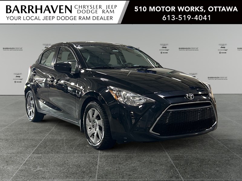 2020 Toyota Yaris XLE | Low KM's