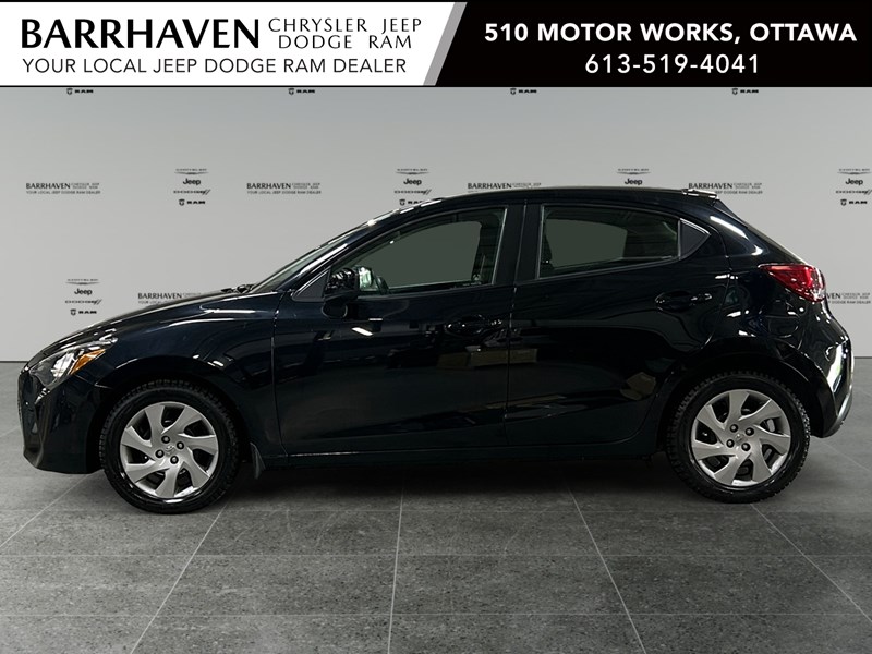 2020 Toyota Yaris XLE | Low KM's