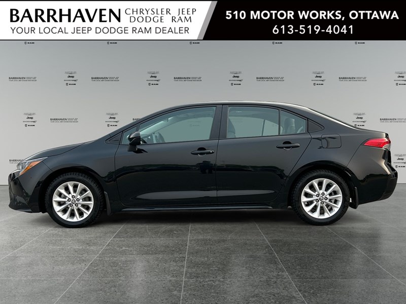 2022 Toyota Corolla LE Upgrade | Low KM's