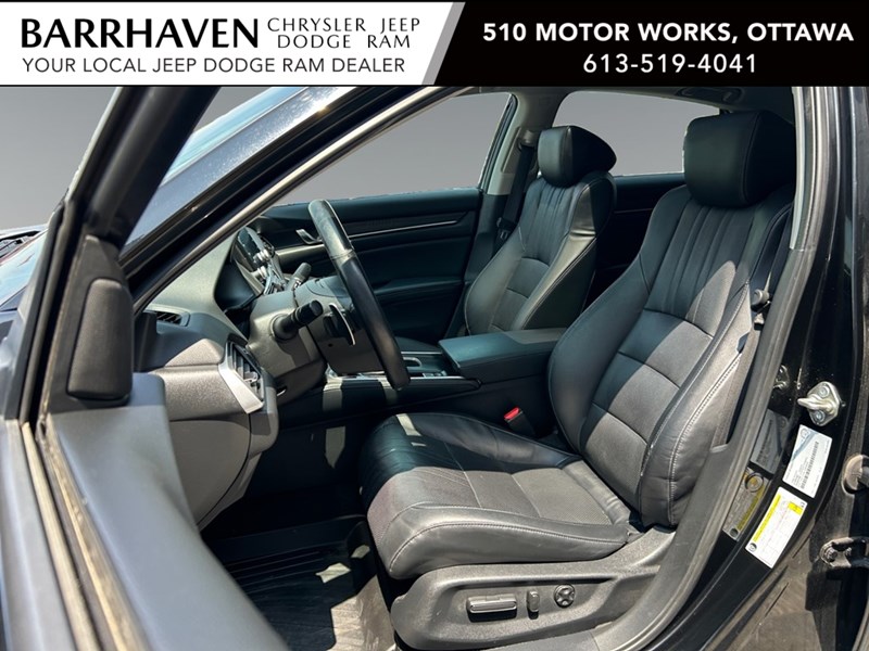 2018 Honda Accord Touring | Low KM's