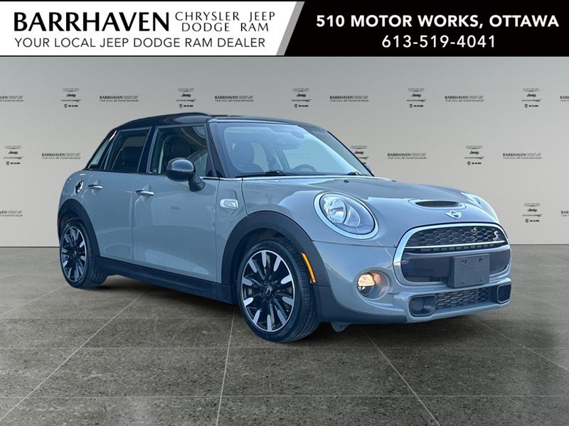 2018 MINI 5 Door S | Leather | Sunroof | Low KM's