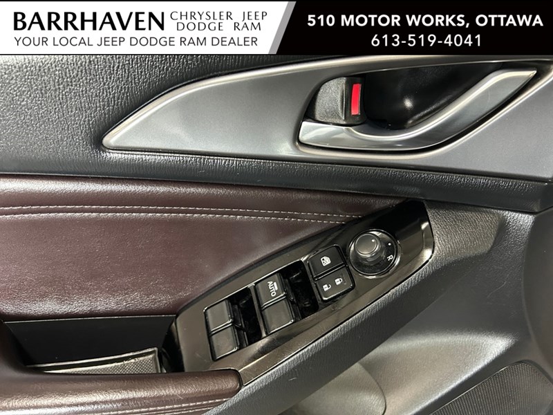 2018 Mazda Mazda3 GT | Leather | Sunroof