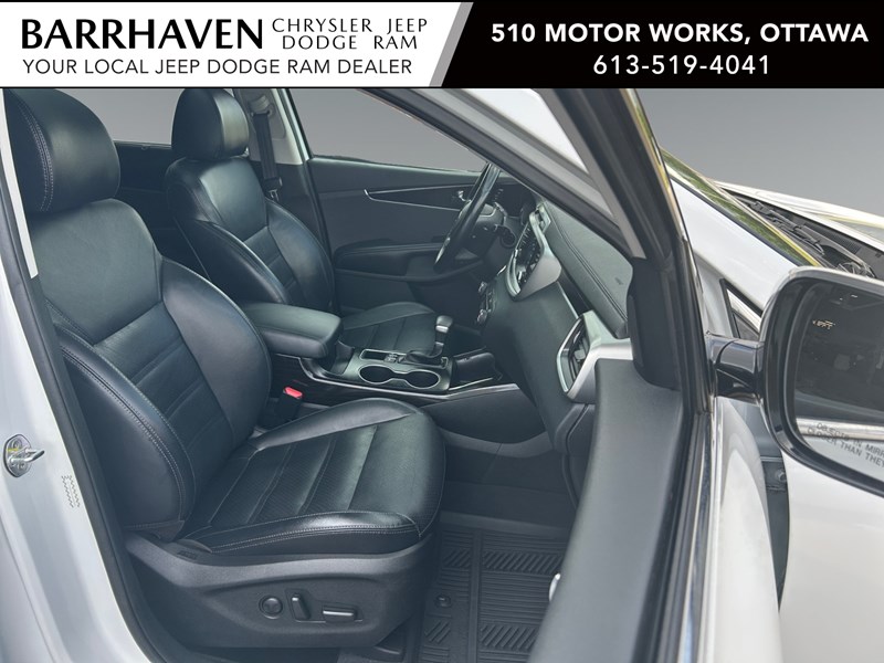 2019 Kia Sorento EX AWD | Leather | 7-Pass | Low KM's