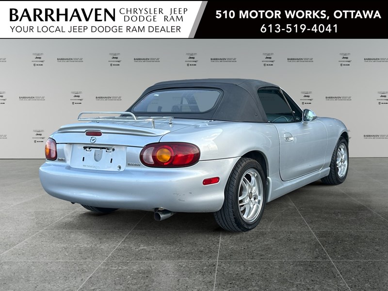 2000 Mazda MX-5 Miata Coupe Convertible Auto