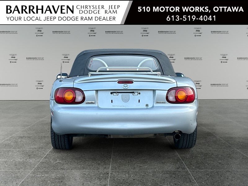 2000 Mazda MX-5 Miata Coupe Convertible Auto