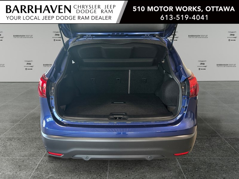 2019 Nissan Qashqai SV CVT | Sunroof | Ultra LOW KM's